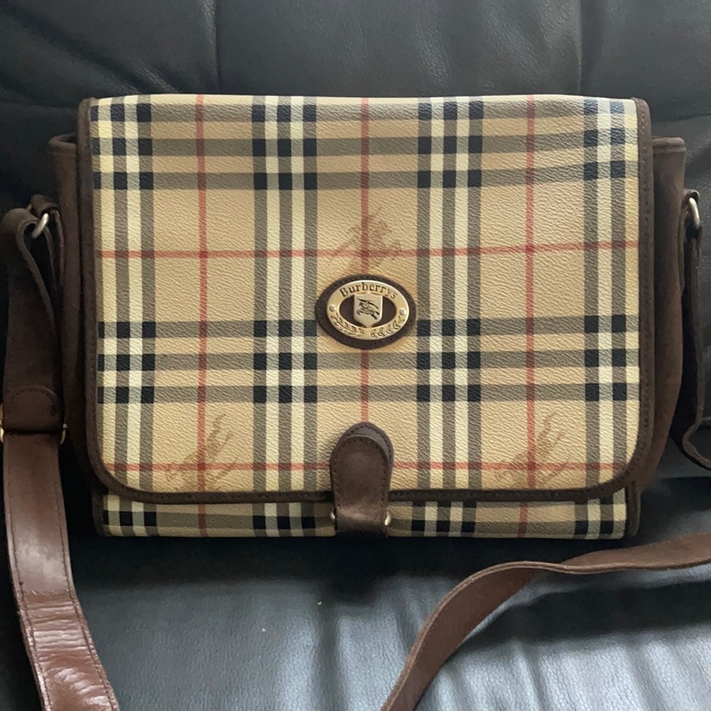 Vintage Burberry crossbody